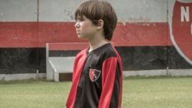 Cuando Lionel Messi no era más que La pulga de Rosario. Cuando Lionel Messi no era más que La pulga de Rosario.