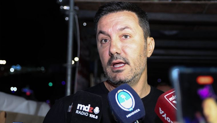 La llegada de Luis Petri a Rosario Foto: Santiago Tagua/MDZ