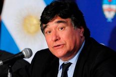 vacunatorio vip: denunciaron a carlos zannini por vacunarse como ?personal de salud?