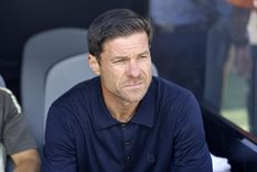 Xabi Alonso ya no dirigirá al Real Madrid. Xabi Alonso ya no dirigirá al Real Madrid.