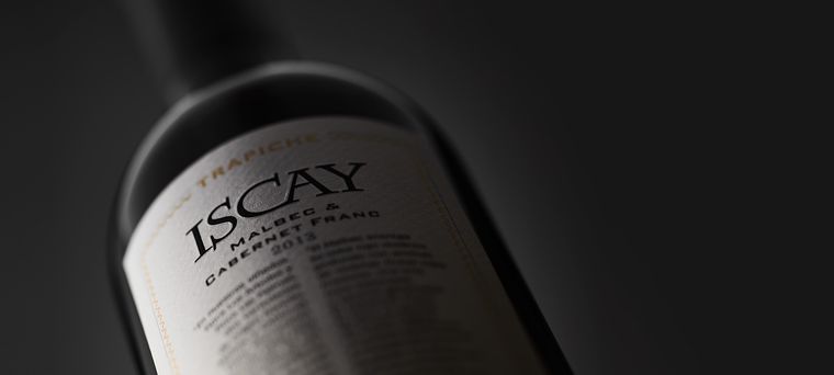 Iscay de Bodegas Trapoche es uno de los vinos argentinos que está entre los mejores cien del mundo. Iscay de Bodegas Trapoche es uno de los vinos argentinos que está entre los mejores cien del mundo.