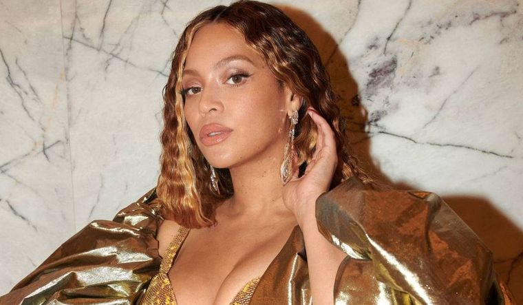 ¿Beyoncé se sometió a algún tratamiento para blanquearse la piel?