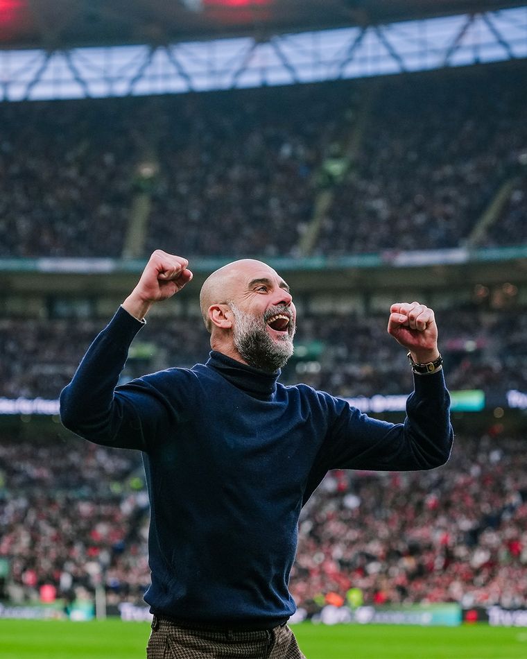 Guardiola obtuvo su 19° título con el Manchester City. Guardiola obtuvo su 19° título con el Manchester City.