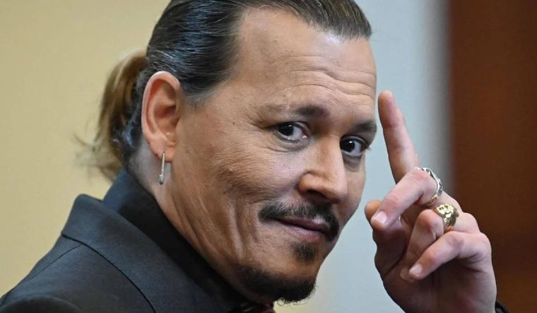 Johnny Depp fue encontrado inconsciente.