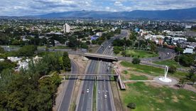La remodelación del Acceso Este incluirá mejoras para ordenar la circulación y reforzar la seguridad vial. La remodelación del Acceso Este incluirá mejoras para ordenar la circulación y reforzar la seguridad vial.
