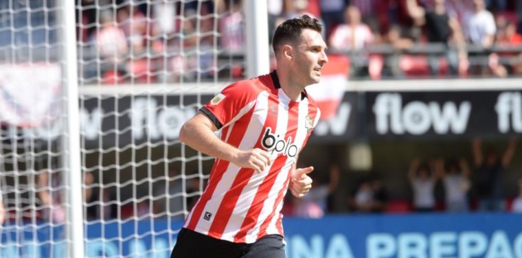 Como en las viejas épocas: Boselli metió tres goles.