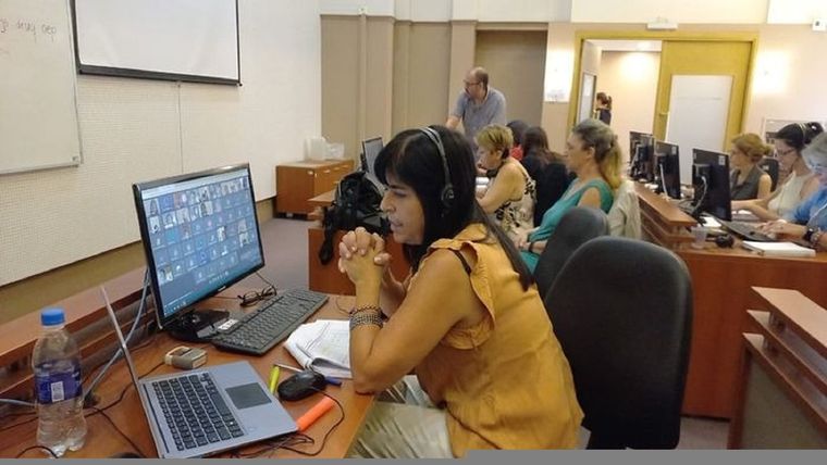 El Gobierno publicó el decreto de dos ítems esperado por los docentes. Foto: Dirección General de Escuelas