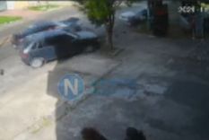 El costoso auto terminó destrozado tras chocar a tres autos en las calles de La Matanza