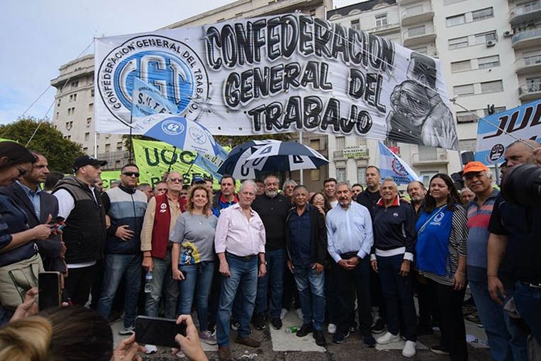 La CGT no logró torcerle el brazo a Milei para negociar libremente paritarias