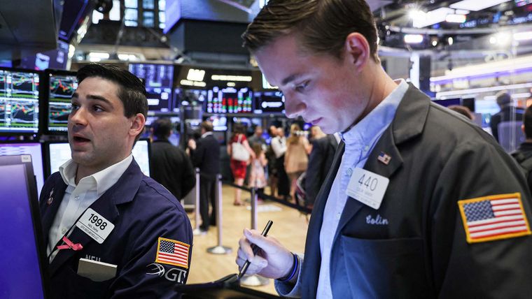 Acciones y bonos tienen una rueda positiva mostrando el entusiasmo del mercado, con subas que trepan más de 5%.&nbsp; 