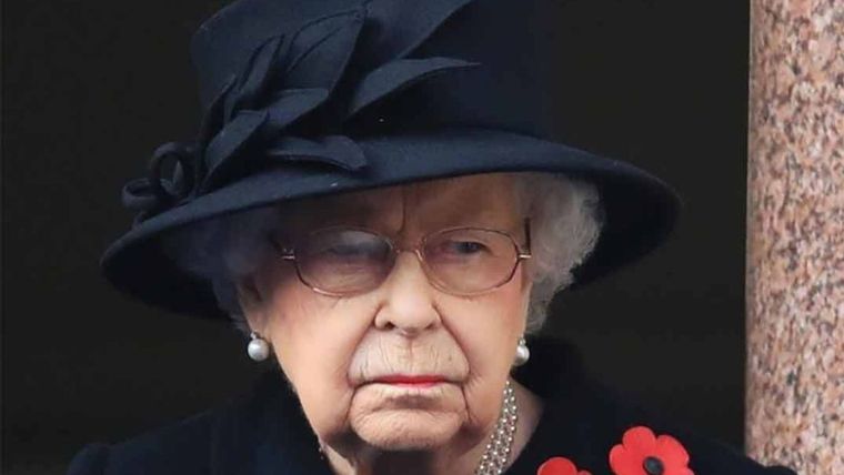 Reina Isabel, Isabel II, vulco