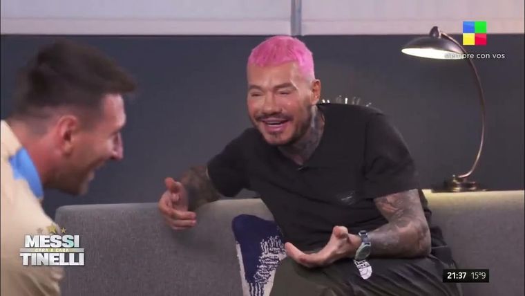 Lionel Messi y Marcelo Tinelli compartieron un mano a mano Foto: Captura de video América TV
