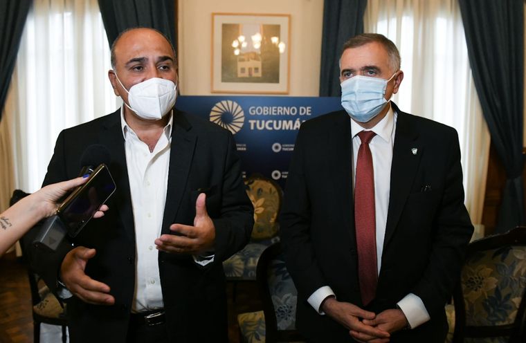 Manzur y Jaldo, en la reunión del 20 de septiembre que posibilitó la tregua en el peronismo de Tucumán. Foto: Prensa de la Gobernación