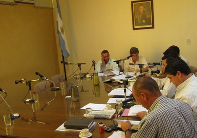 El bloque oficialista aprueba el presupuesto