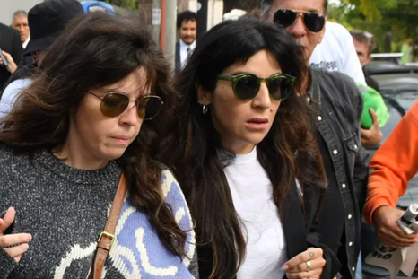 Dalma y Giannina Maradona le reclaman una millonaria indemnización a Julieta Makintach. Dalma y Giannina Maradona le reclaman una millonaria indemnización a Julieta Makintach.