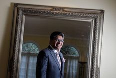 El abogado Deepak Paradkar (en una foto de 2013) es conocido por los medios canadienses, tras haber trabajado en varios casos de alto perfil.