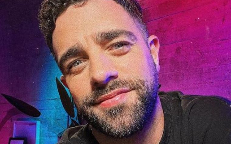 Enamorado El periodista contó que está de novio.