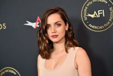 Los comienzos de Ana de Armas antes de convertirse en Marilyn Monroe Ana de Armas Foto: https://gawalpop.blogspot.com/2020/12/ana-de-armas-chris-evans-y-ryan-gosling.html