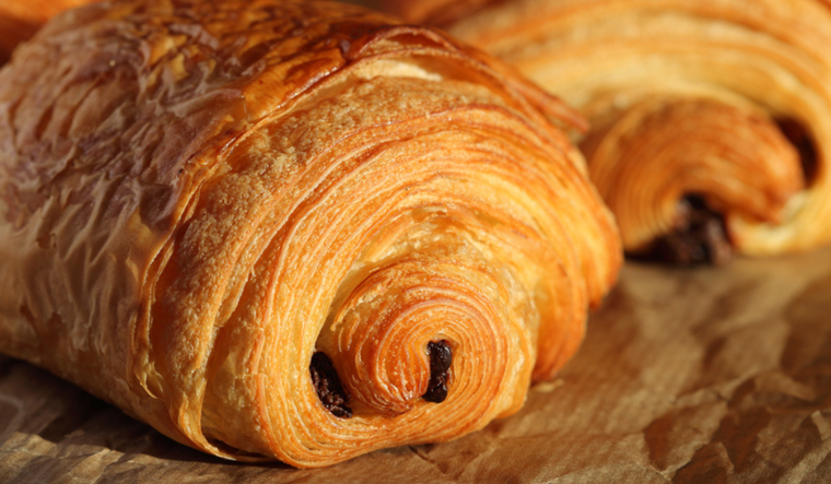 Sorprende a todos con napolitanas de chocolate de chef Foto: Shutterstock