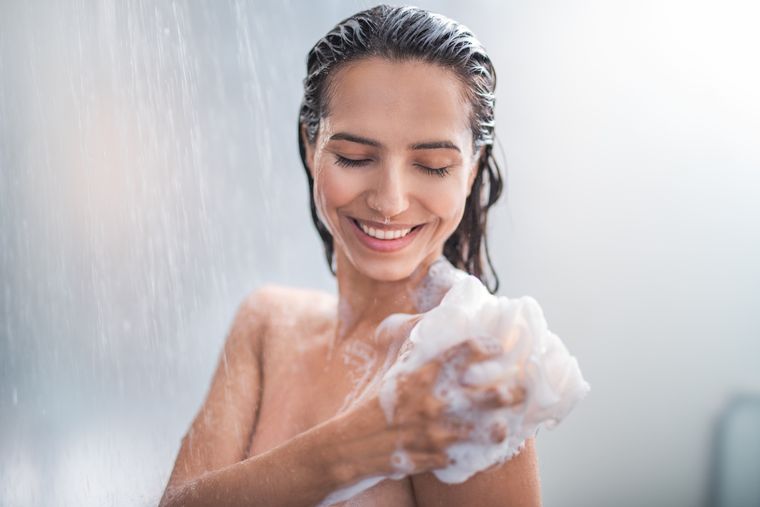 ¿A la mañana o a la noche? La ciencia confirmó cuál es el mejor horario para bañarse Foto: Shutterstock