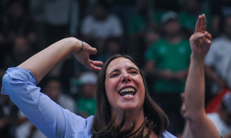 La diputada de UxP se refirió al decretazo que anunció el presidente en cadena nacional Foto: X @MarisaUcedaOk