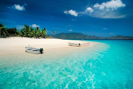 Estas islas del Caribe cada vez tienen más turistas de todas partes del mundo. Estas islas del Caribe cada vez tienen más turistas de todas partes del mundo.