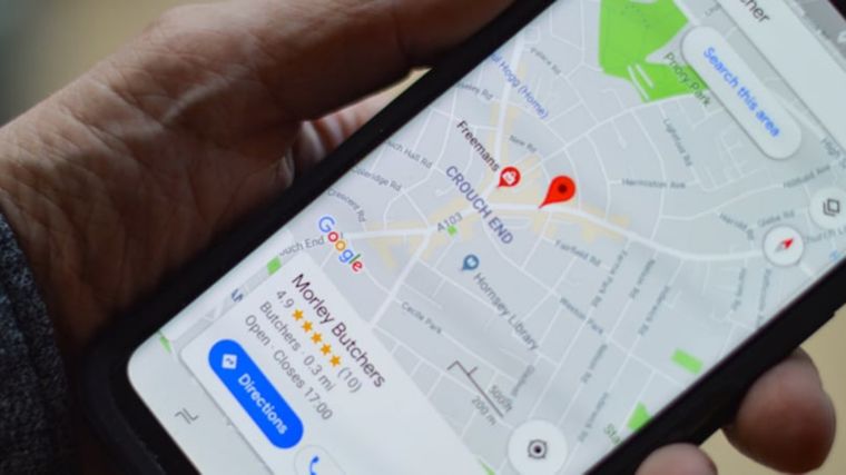 La función que se debería desactivar es la del Historial de ubicaciones de Google Maps.