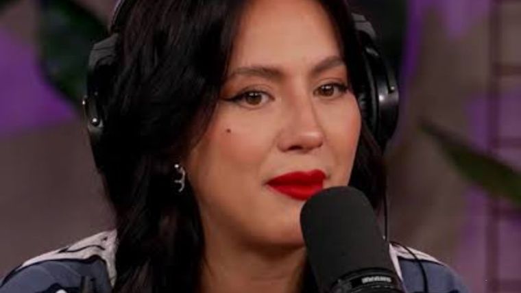 La artista hizo fuertes revelaciones a pocas horas de su debut en la pantalla. / Captura streaming