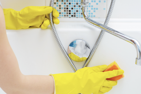 Deja tu bañera como el primer día Foto: Shutterstock Deja tu bañera como el primer día Foto: Shutterstock