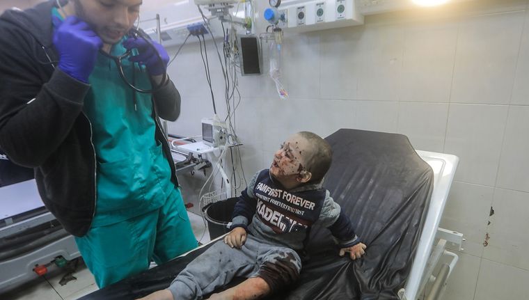 Atroz: más de 7.000 menores de edad han sido asesinados en Gaza. Foto: Dpa.