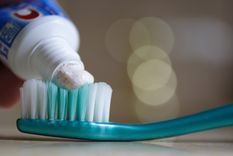 triclosan, el asesino oculto presente en la pasta dental
