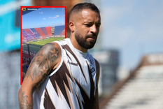 la desubicada broma de tito canteros, ex velez, en la cancha de san lorenzo: luego la borro