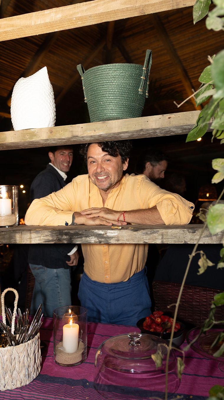 Wally Diamante. Wally Diamante.