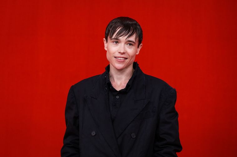 Foto: https://www.cosmopolitan.com/es/famosos/noticias-famosos/a38620444/elliot-page-navidad-transgenero/