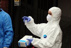 Equipos de salud saldrán a los barrios con los test rápidos que llegarían a partir de este jueves Foto: ALF PONCE / MDZ Equipos de salud saldrán a los barrios con los test rápidos que llegarían a partir de este jueves Foto: ALF PONCE / MDZ