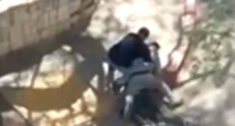 El hecho ocurrió en la esquina de Colón y La Rioja, en el centro de Córdoba.