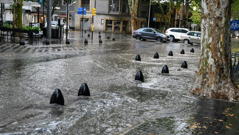Los próximos días vendrán cargados de lluvias intensas y, con ellas, llegan también los riesgos. 