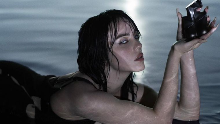 Billie Eilish Su pisada fuerte en el mercado. Foto: @Billieeilishfragances