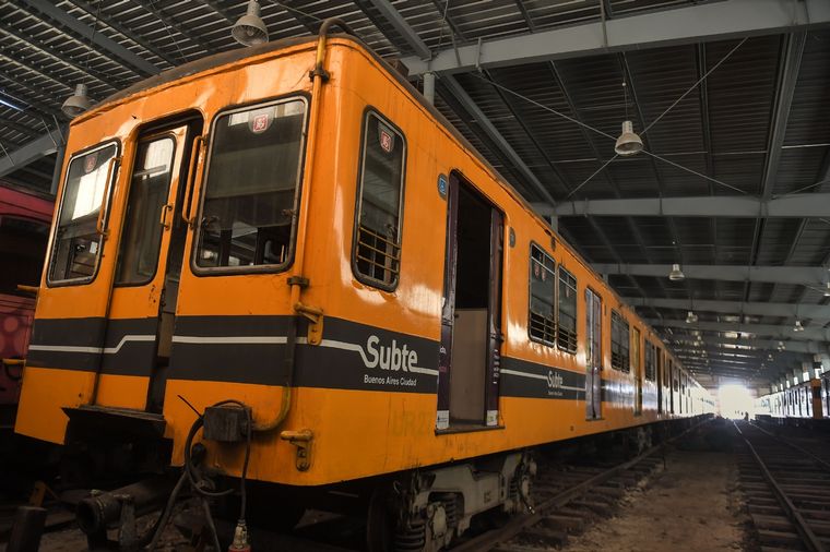 La medida de fuerza implicará apertura de molinetes e interrupción del servicio Foto: Télam