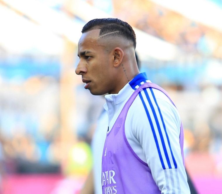 La situación del jugador se complica cada día más