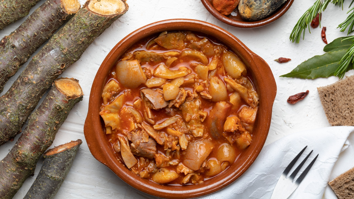 Callos a la madrileña, receta de guiso de carne famosísimo en España