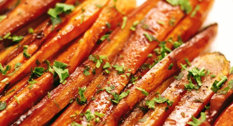 Zanahorias glaseadas Una receta simple y deliciosa de zanahorias glaseadas para hacer en pocos pasos. Foto: Shutterstock