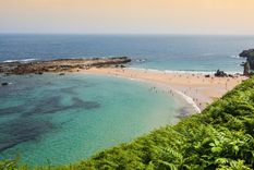 Esta playa de España es una de las más hermosas de Europa Foto: lukasz janyst