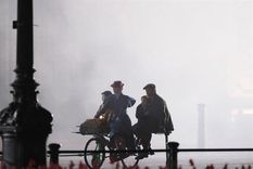 las primeras fotos de la vuelta de mary poppins al cine
