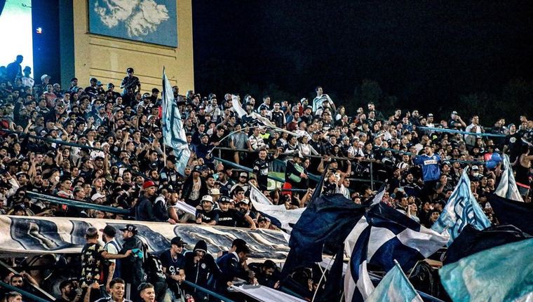 La Lepra vuelve al Malvinas. Foto: Fabián Salamone