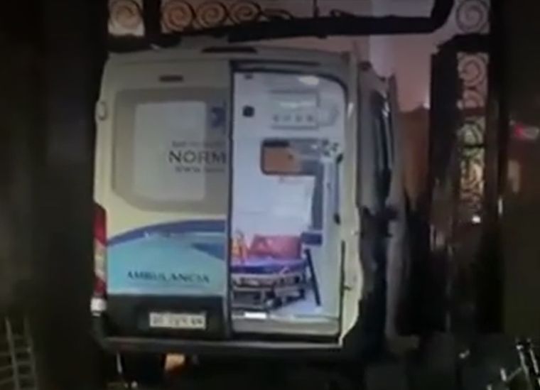 Los médicos confirmaron que los heridos se encuentran fuera de peligro tras el choque. Foto: captura de video.