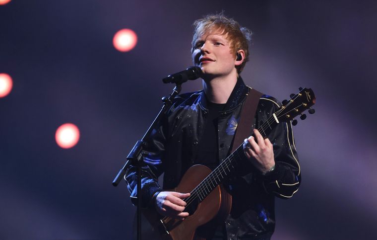 Foto: https://www.nme.com/news/music/ed-sheeran-announces-intimate-north-american-tour-dates-buy-tickets-3437252