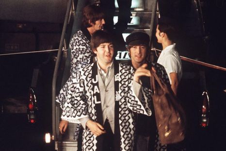 Foto: https://peru21.pe/espectaculos/internacional/the-beatles-es-cierto-que-el-10-de-julio-se-conmemora-el-dia-internacional-del-iconico-grupo-john-lennon-paul-mccartney-george-harrison-ringo-starr-celebs-rmmn-noticia/