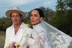 Gran debate en las redes sociales sobre el vestido de novia de Cande Tinelli Foto: Instagram Candelariatinelli.