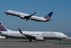 el pasajero que forzo la cabina de los pilotos en un vuelo a florida puede recibir 20 anos de carcel